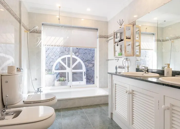 Serenity فيلة بويرتو ذيل كارمين