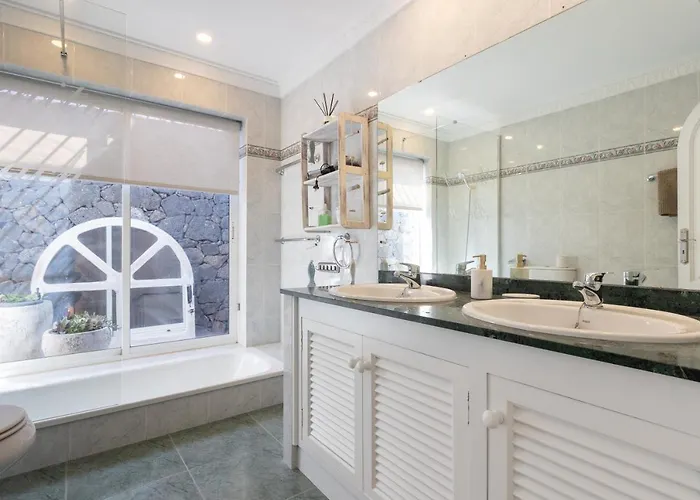 Serenity * Πουέρτο Ντελ Κάρμεν